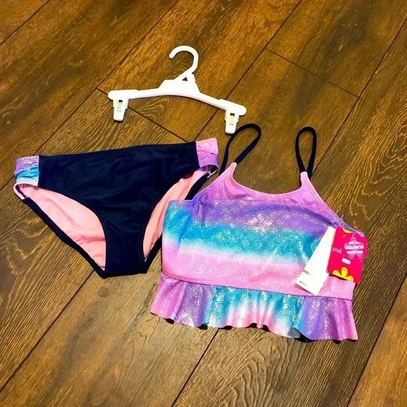 ***NWT****Girls two piece swimsuit - Picture 1 of 3